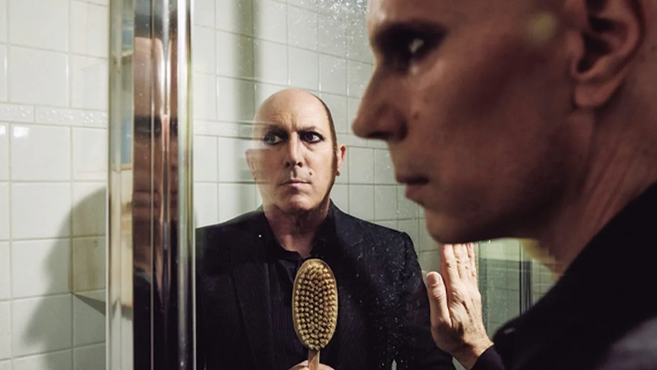 A Perfect Circle — achtergrondafbeelding