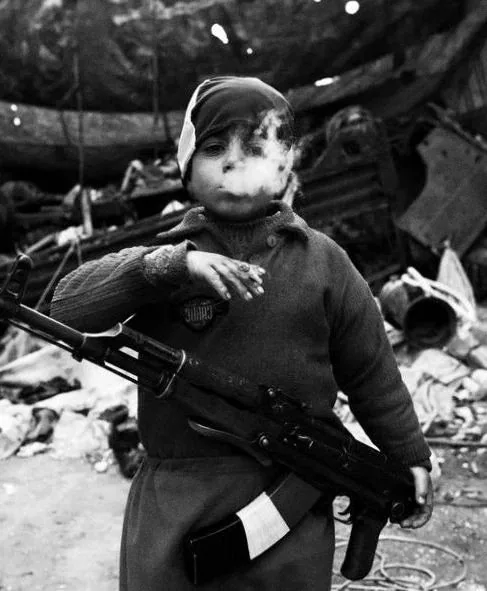 AK 33