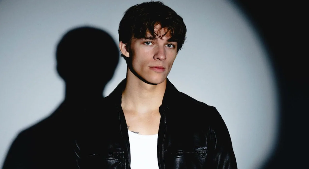 Alex Sampson