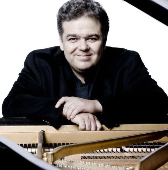 Arcadi Volodos