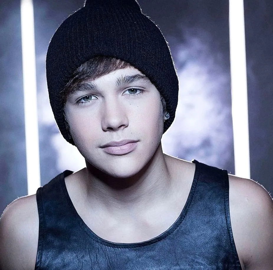 Austin Mahone — background image