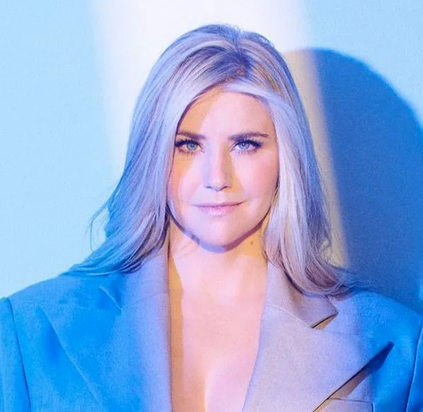 Beatrice Egli — background image
