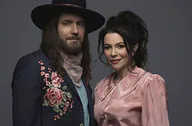 Candace Lacina en Mike Little (The Hello Darlins)