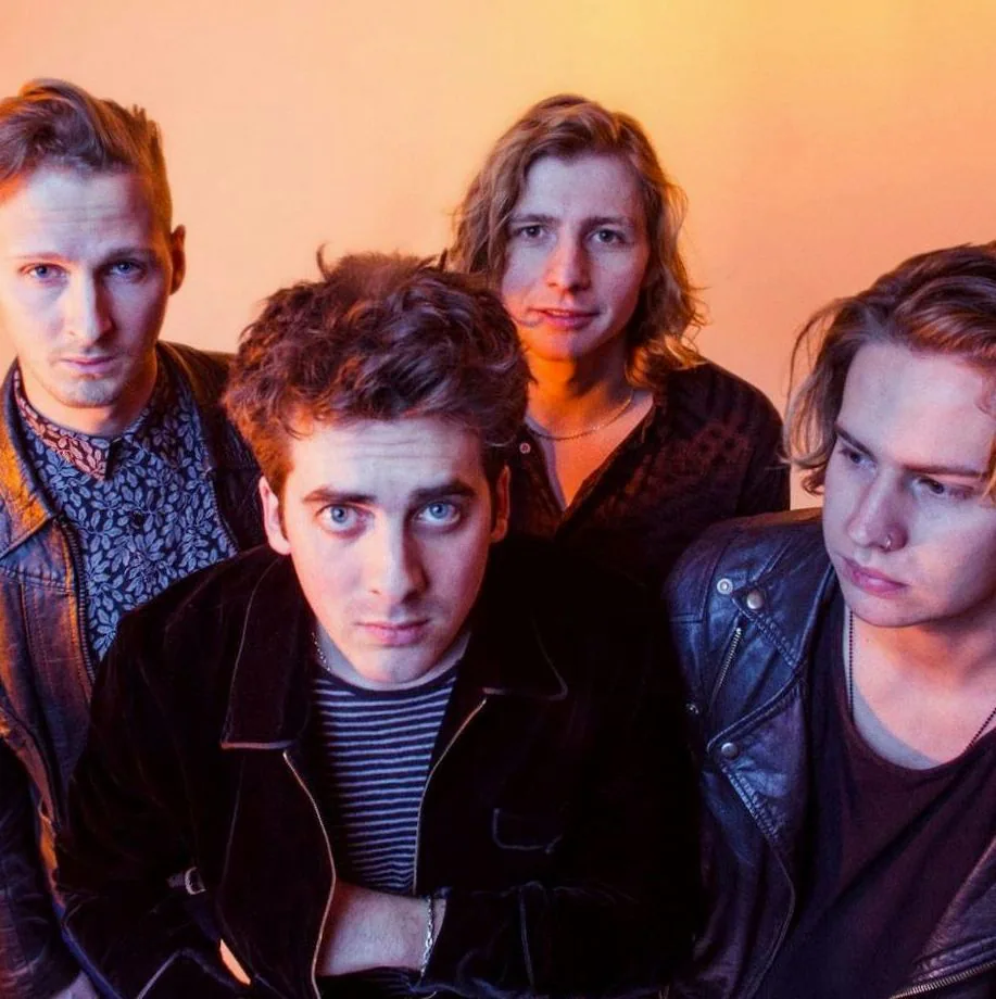 Circa Waves