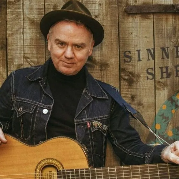 Dean Owens