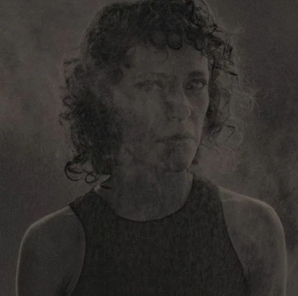 Emily Loizeau