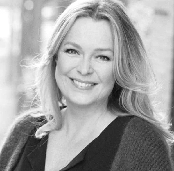 Esther Hart