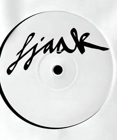 Fjaak