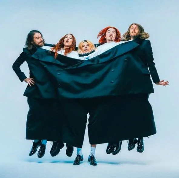 Grouplove