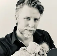 Guy Verlinde & The Artisans of Solace