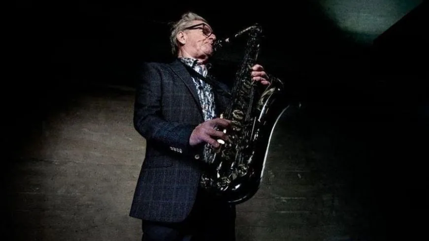 Hans Dulfer — background image