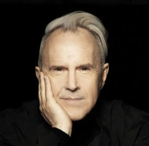 Howard Jones