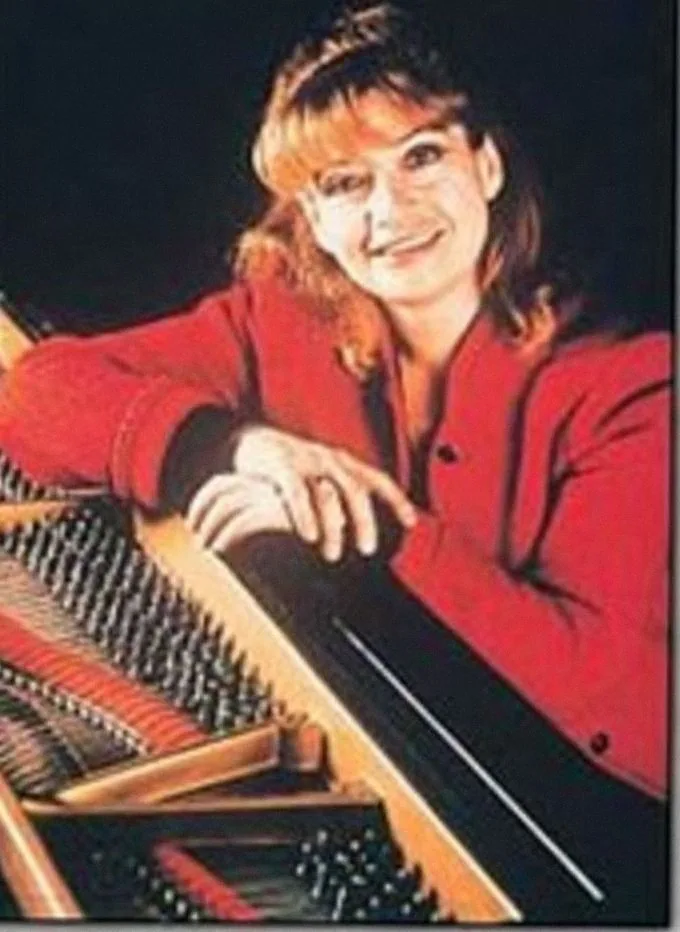Idil Biret