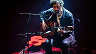 José González