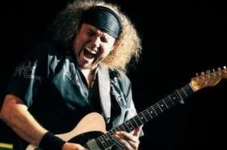 Julian Sas