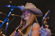 Julie Lena