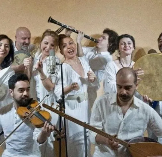 Kardeş Türküler