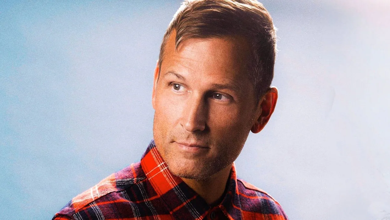 Kaskade — background image