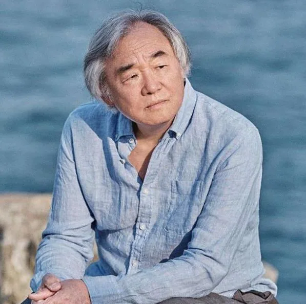 Kun Woo Paik