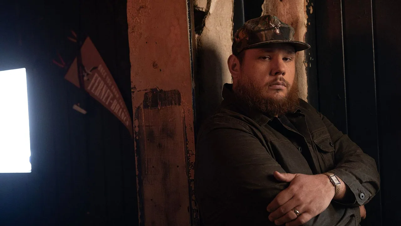 Luke Combs — achtergrondafbeelding