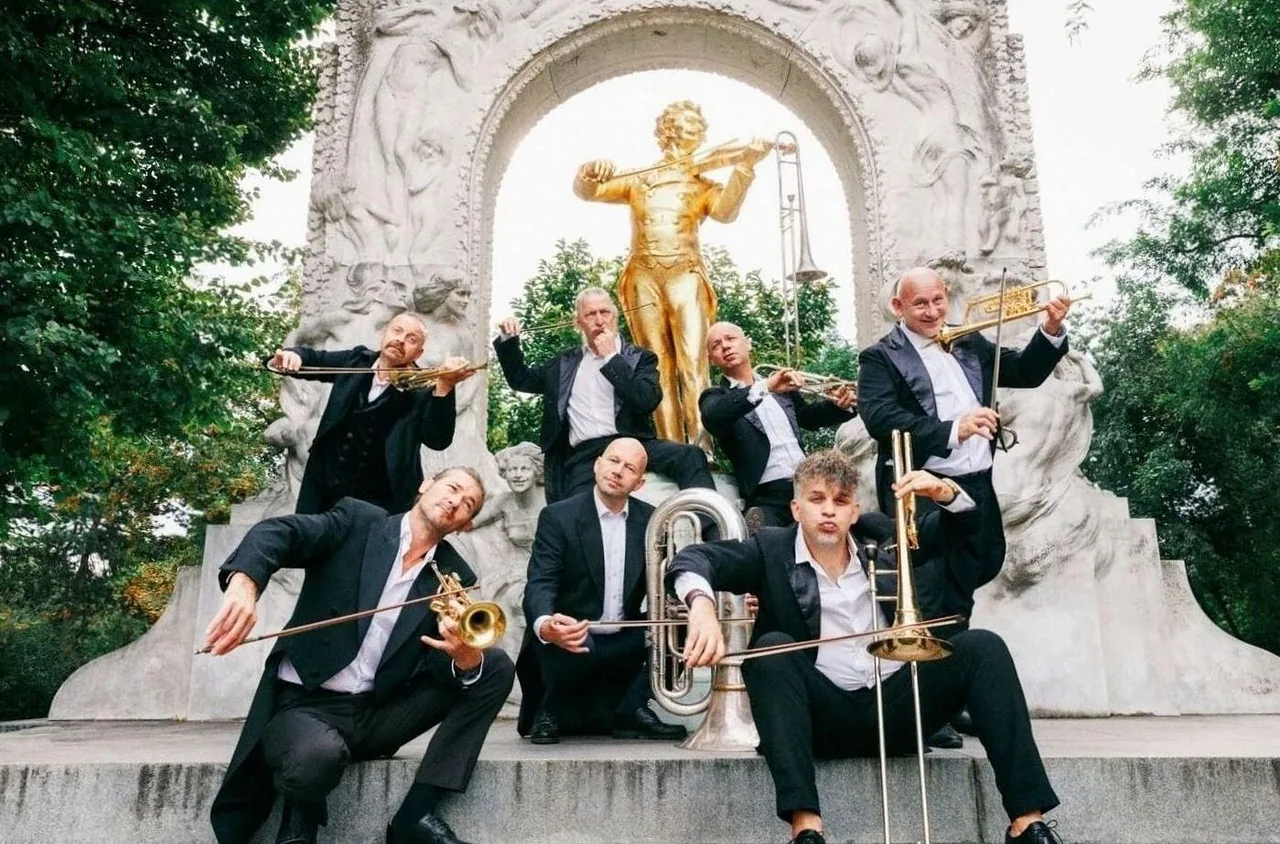 Mnozil Brass