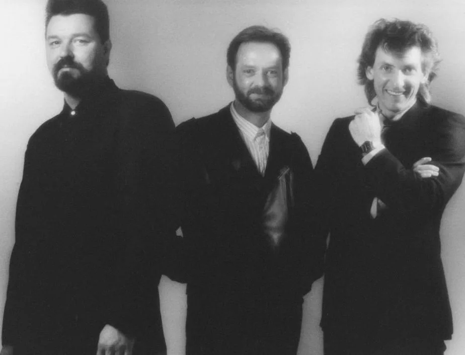 Omar & The Howlers
