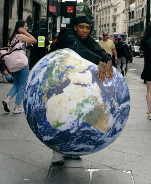 Rejjie Snow