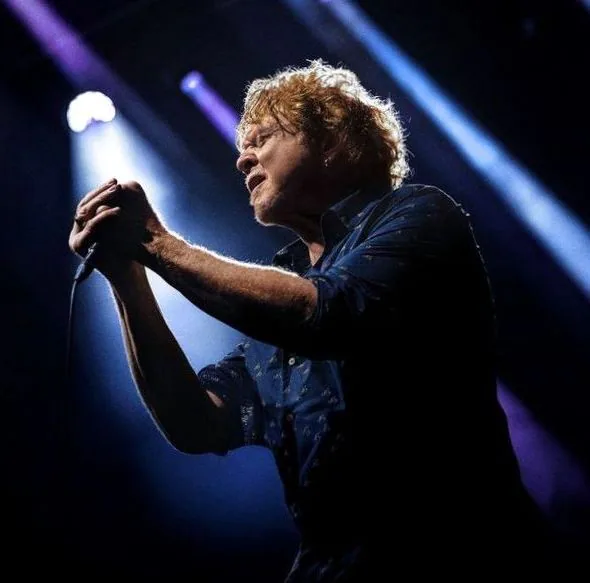 Simply Red — background image