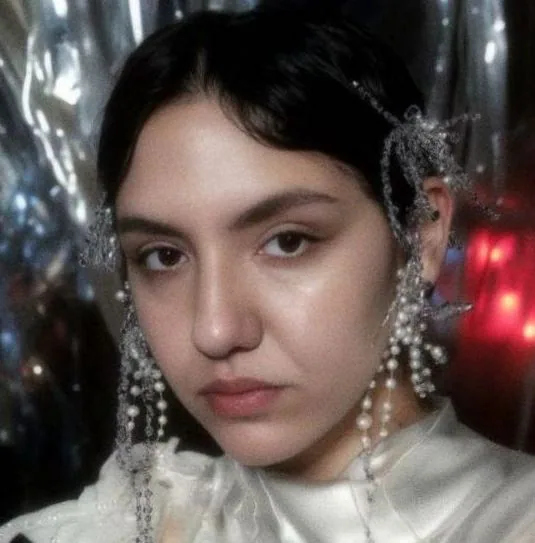 Spacer Woman