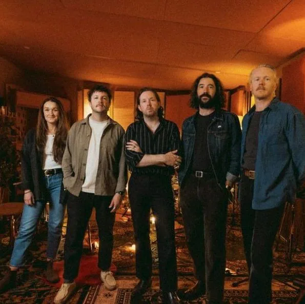 The Paper Kites