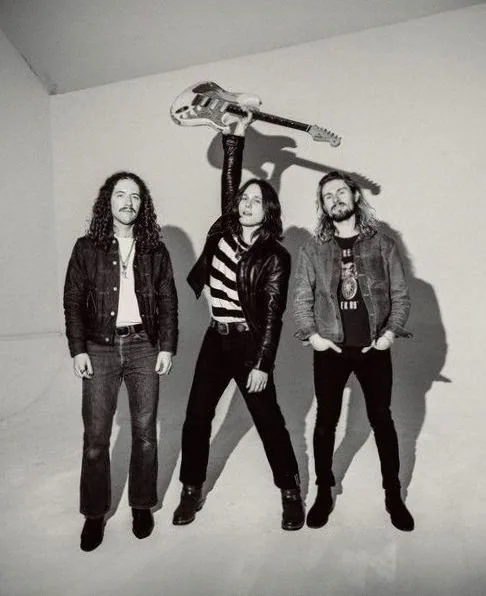 Tyler Bryant & The Shakedown
