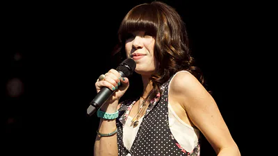 Carly Rae Jepsen — photo 6