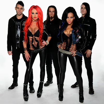 Butcher Babies — photo 2