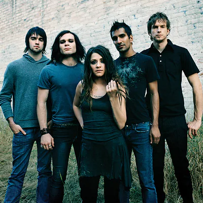 Flyleaf — foto 1