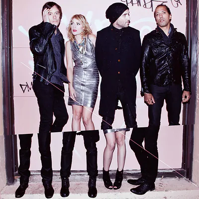 Metric — foto 5