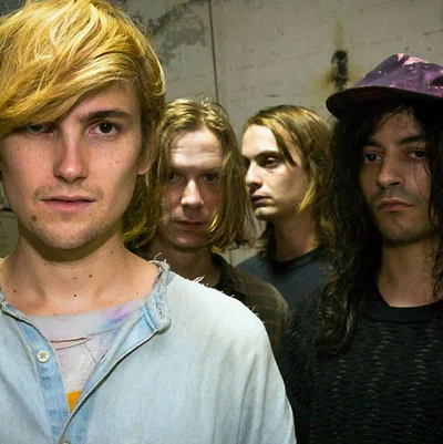 DIIV — foto 2
