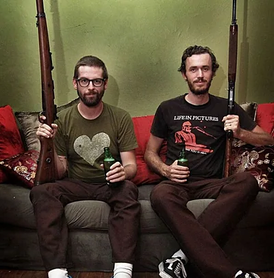 AJJ — foto 2