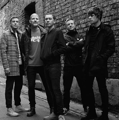 Shed Seven — photo 2