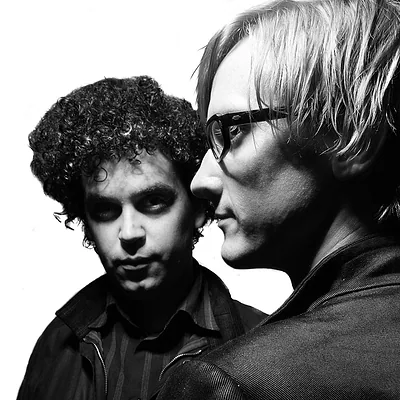 Simian Mobile Disco — foto 2