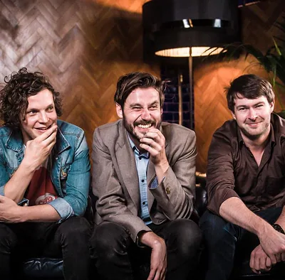 Friendly Fires — photo 3