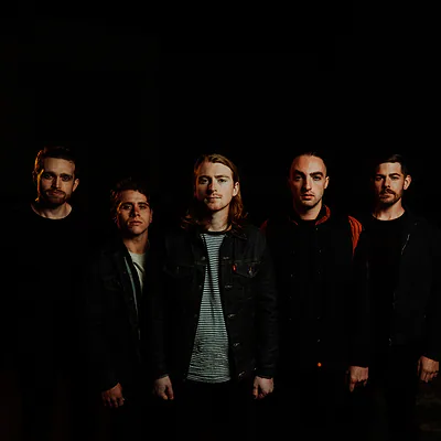 Currents — foto 2