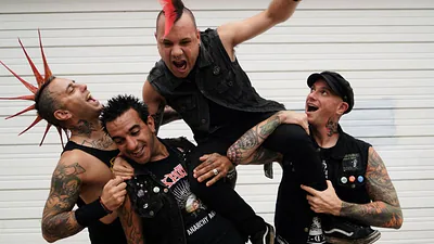 The Casualties — foto 5