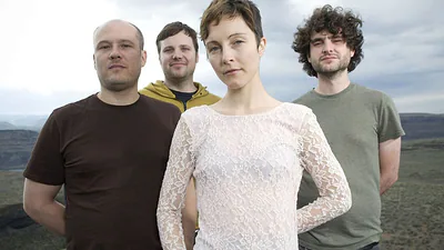 POLIÇA — foto 4