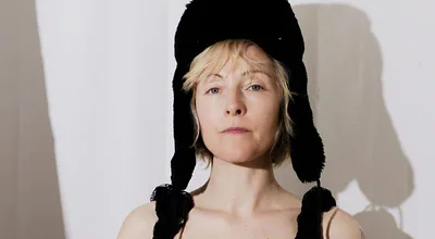 POLIÇA — foto 1