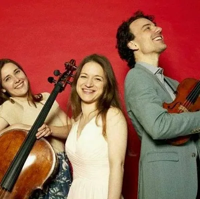 DELTA PIANO TRIO — foto 2