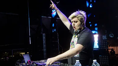 Flux Pavilion — photo 4
