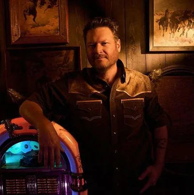 Blake Shelton — photo 1