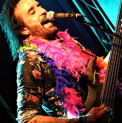 Marco Mendoza — foto 4