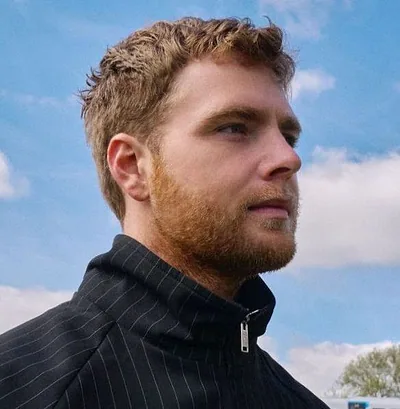Alex Warren — foto 2