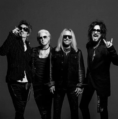 Mötley Crüe — foto 1